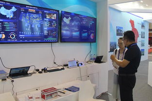 炫生活副总裁陈乾与赵德滨博士亮相南京软博会，引领展览服务新潮流